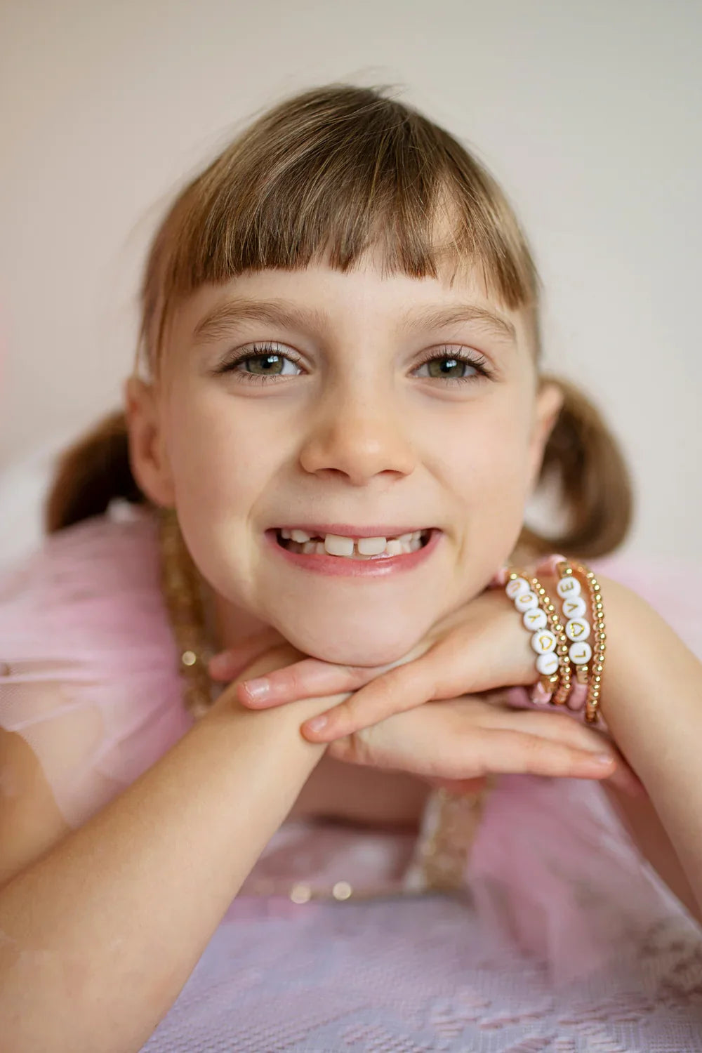 Pink Love: 4 Pieces, Costume Accessory for Kids 3+